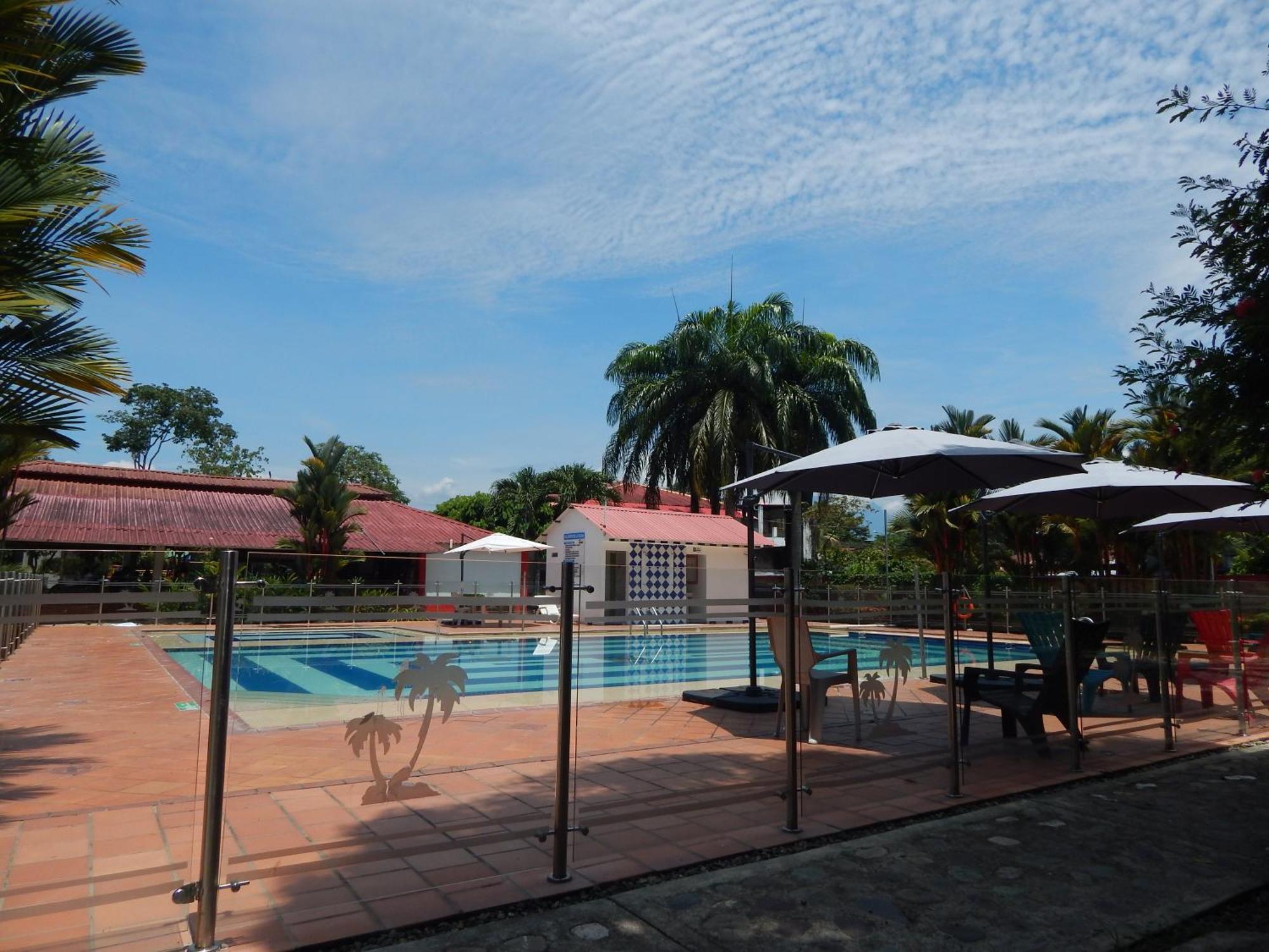 Hotel Campestre Las Palmas Sas Villavicencio Exterior foto